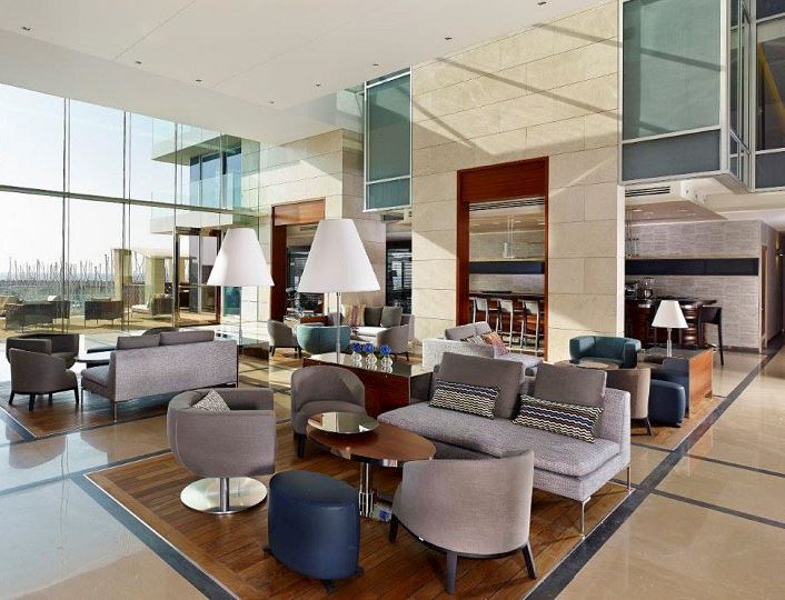 בלנדס לובי בר