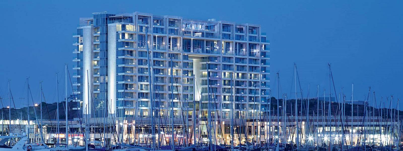 מלון ריץ-קרלטון, הרצליה